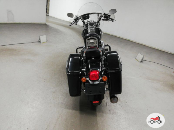 Мотоцикл HARLEY - DAVIDSON Dyna Switchback 2011, Черный пробег 47461 с ПТС | Мототека
